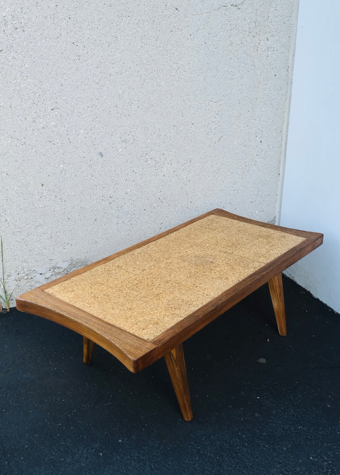 “Paine Furniture” Mid-Century Modern Wooden Cork Top Coffee Table (Vintage)