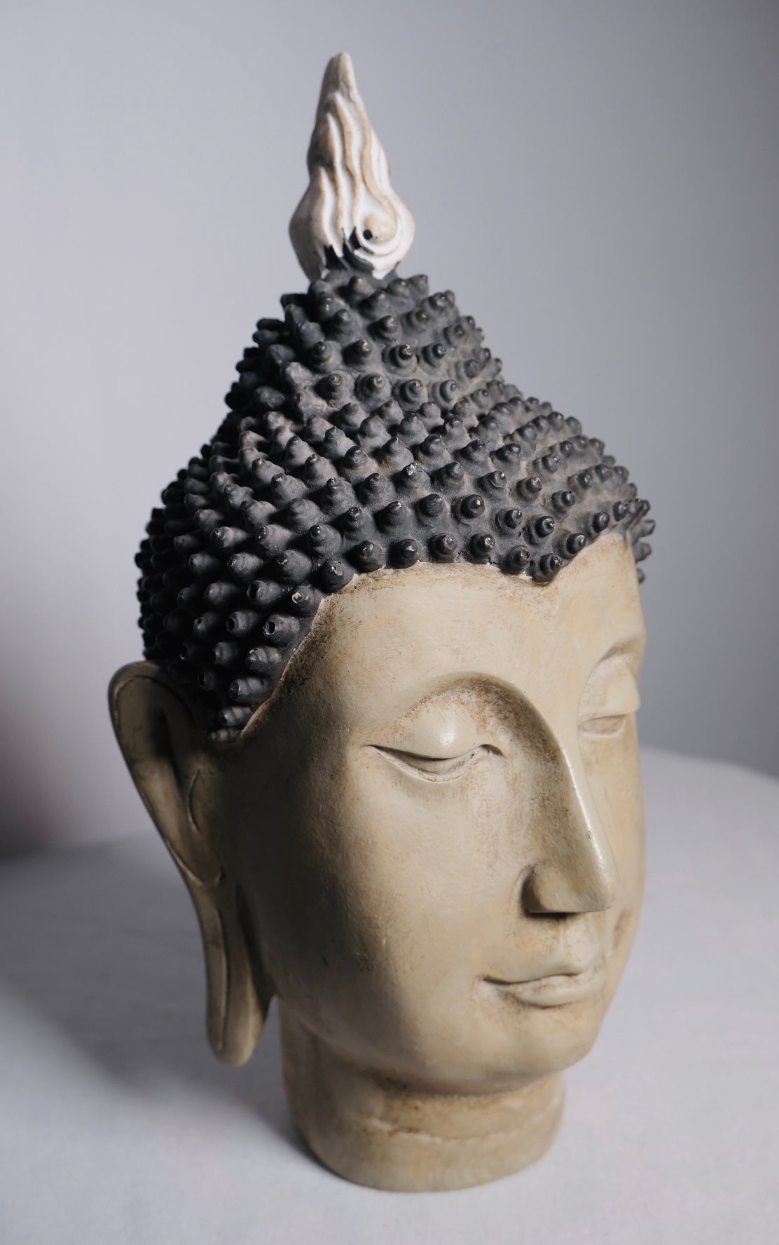 Buddha Shakyamuni Head (Invert Cream)