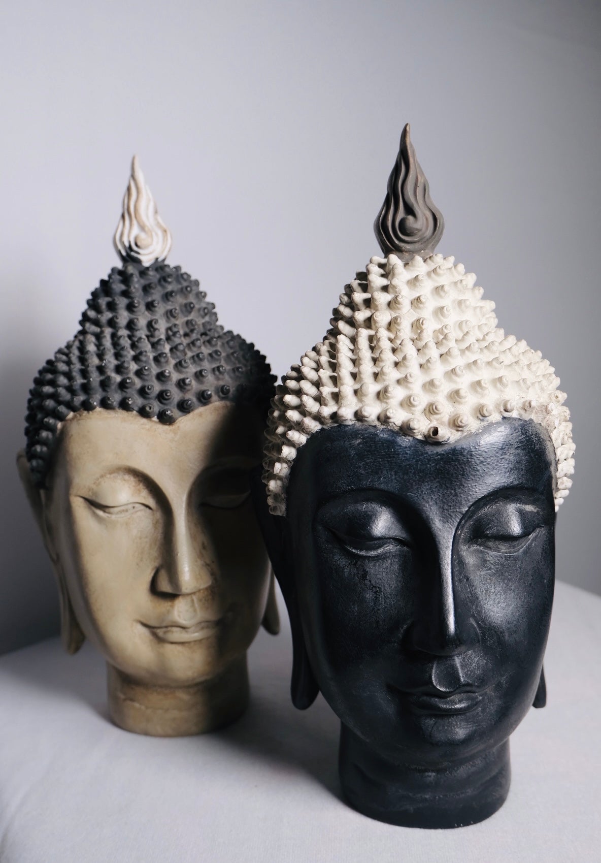 Buddha Shakyamuni Head (Invert Black)