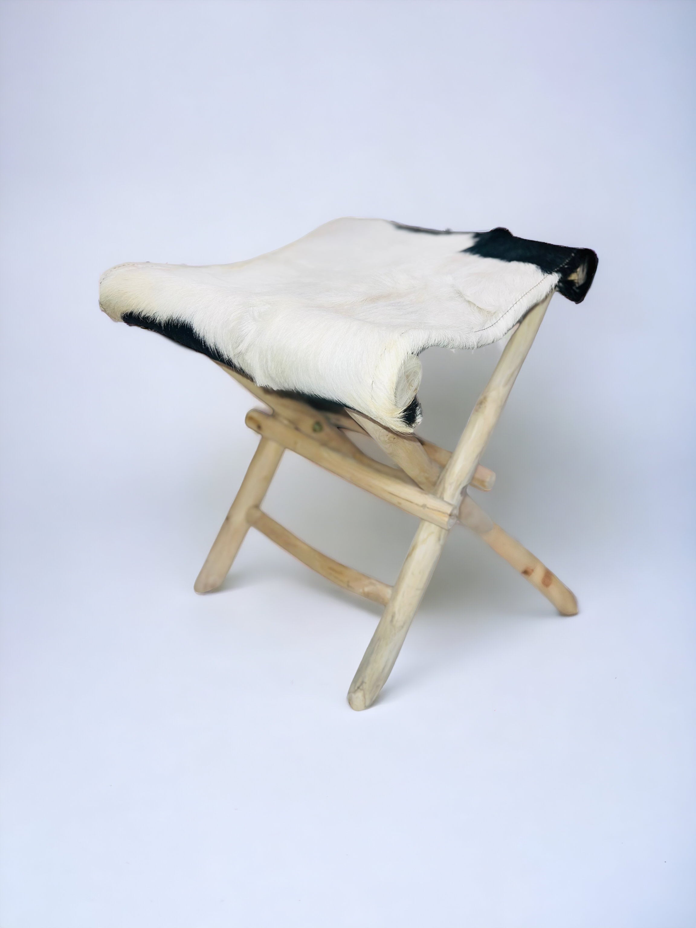 Cowhide Bench (Black Version)