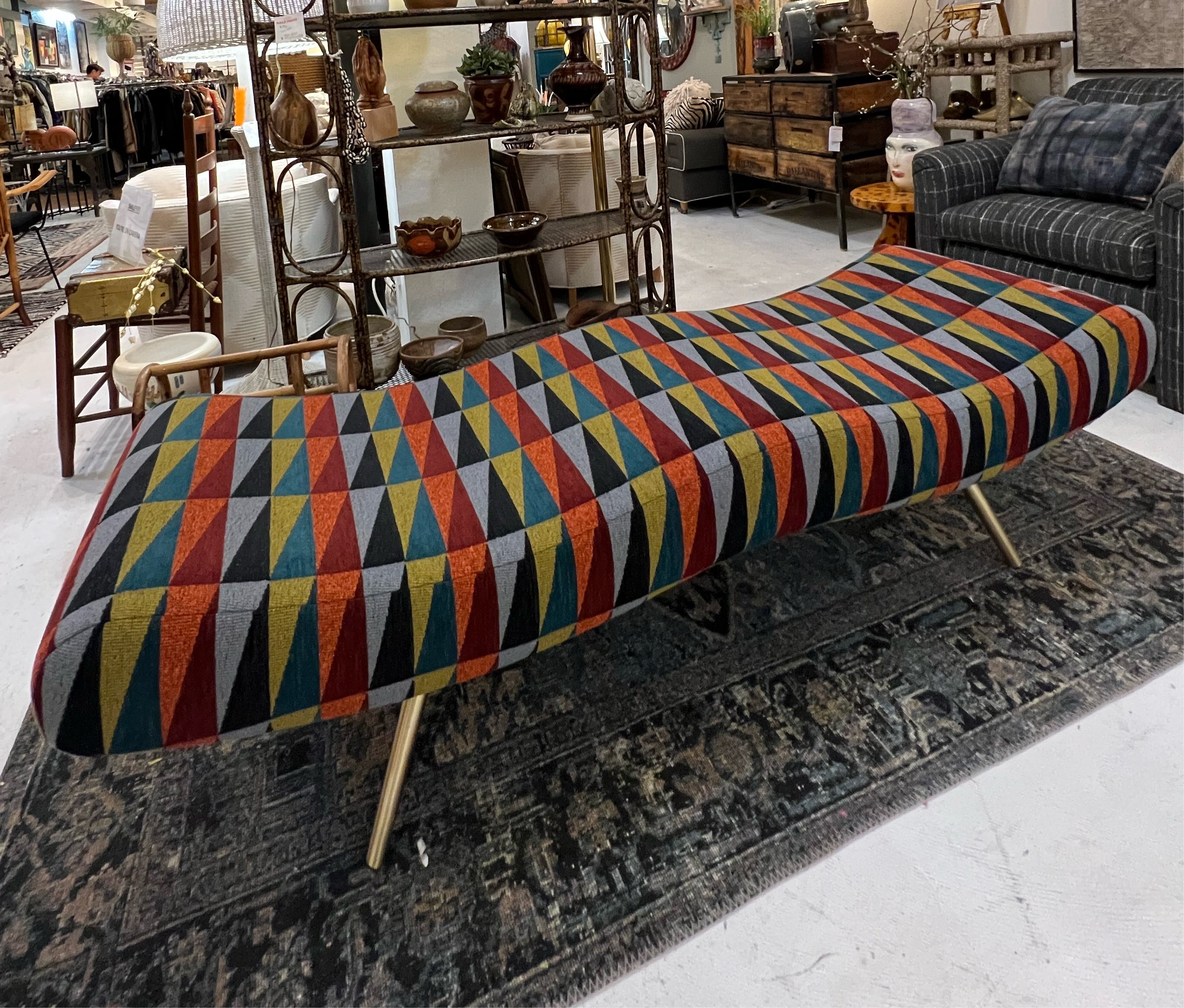 80s Wave Bench (Vintage)