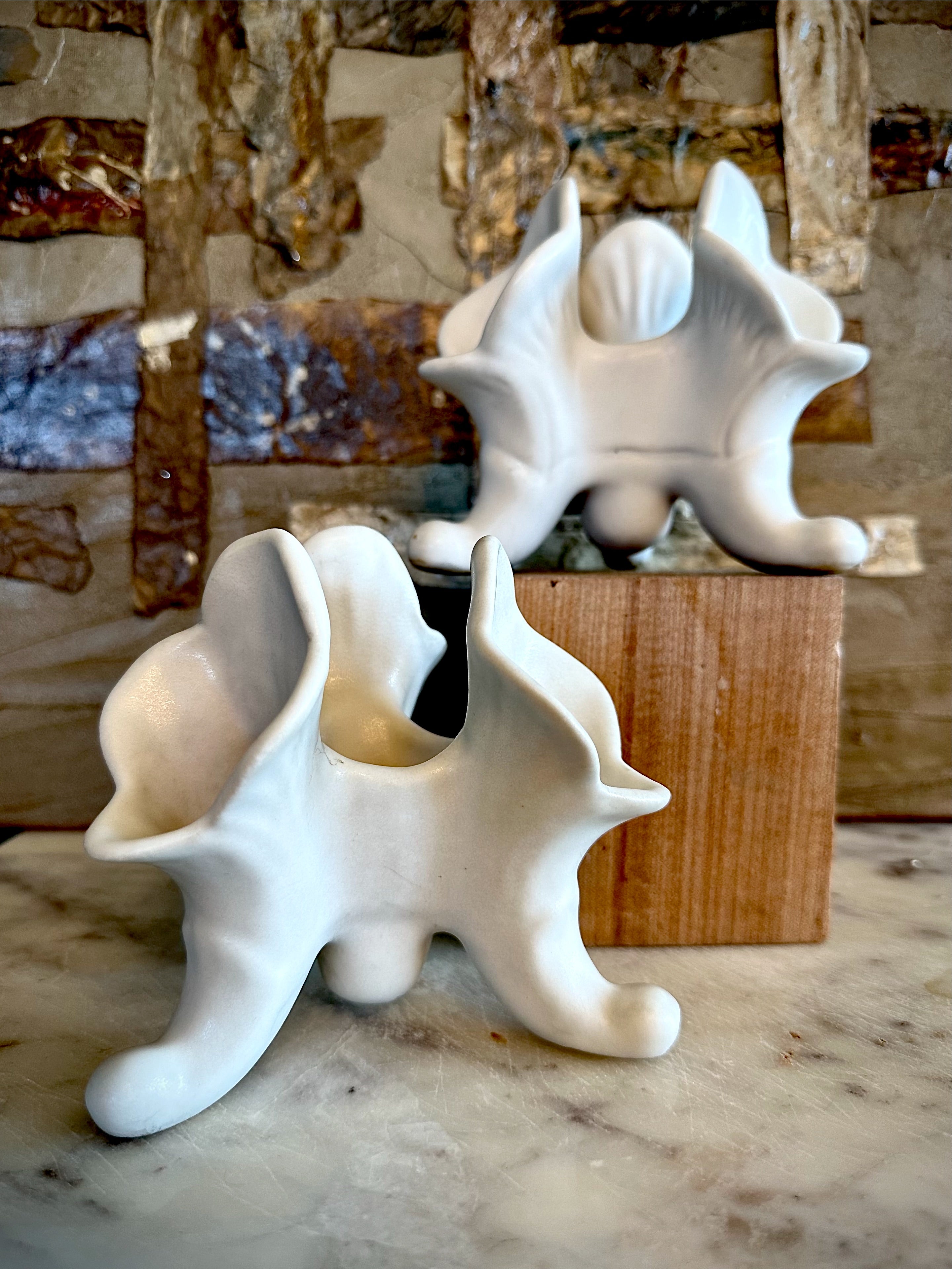 Cream Cornucopia Vases (Pair)